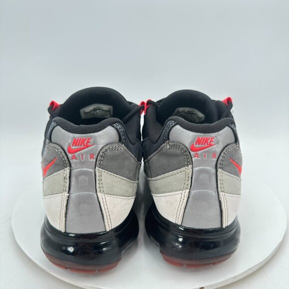 Nike Air VaporMax 95 Men Size 10.5 AJ7292 101 White Black Red Training Shoes - Picture 5 of 11